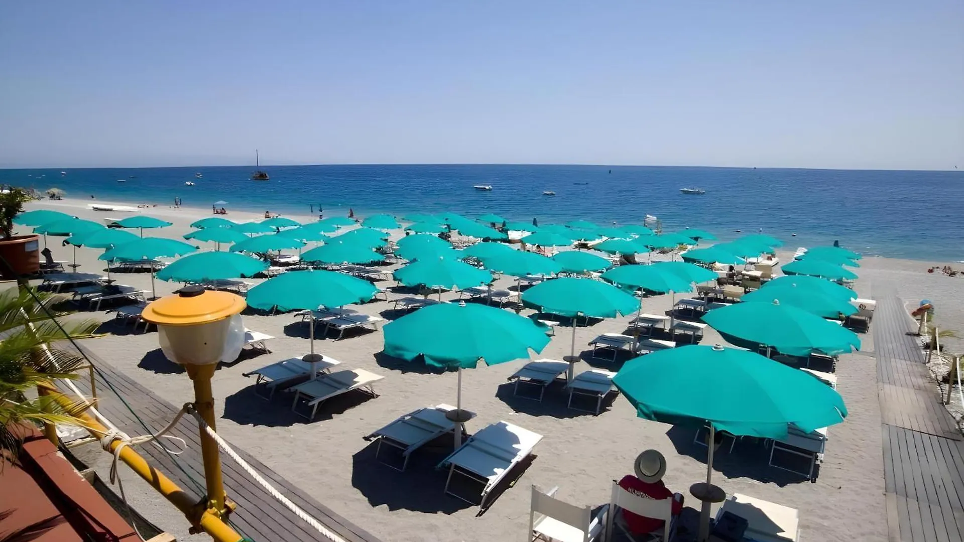 Terrazza Enjoy Apartment Letojanni