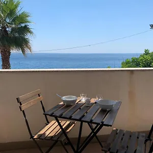 Family House Taormina Appartamento