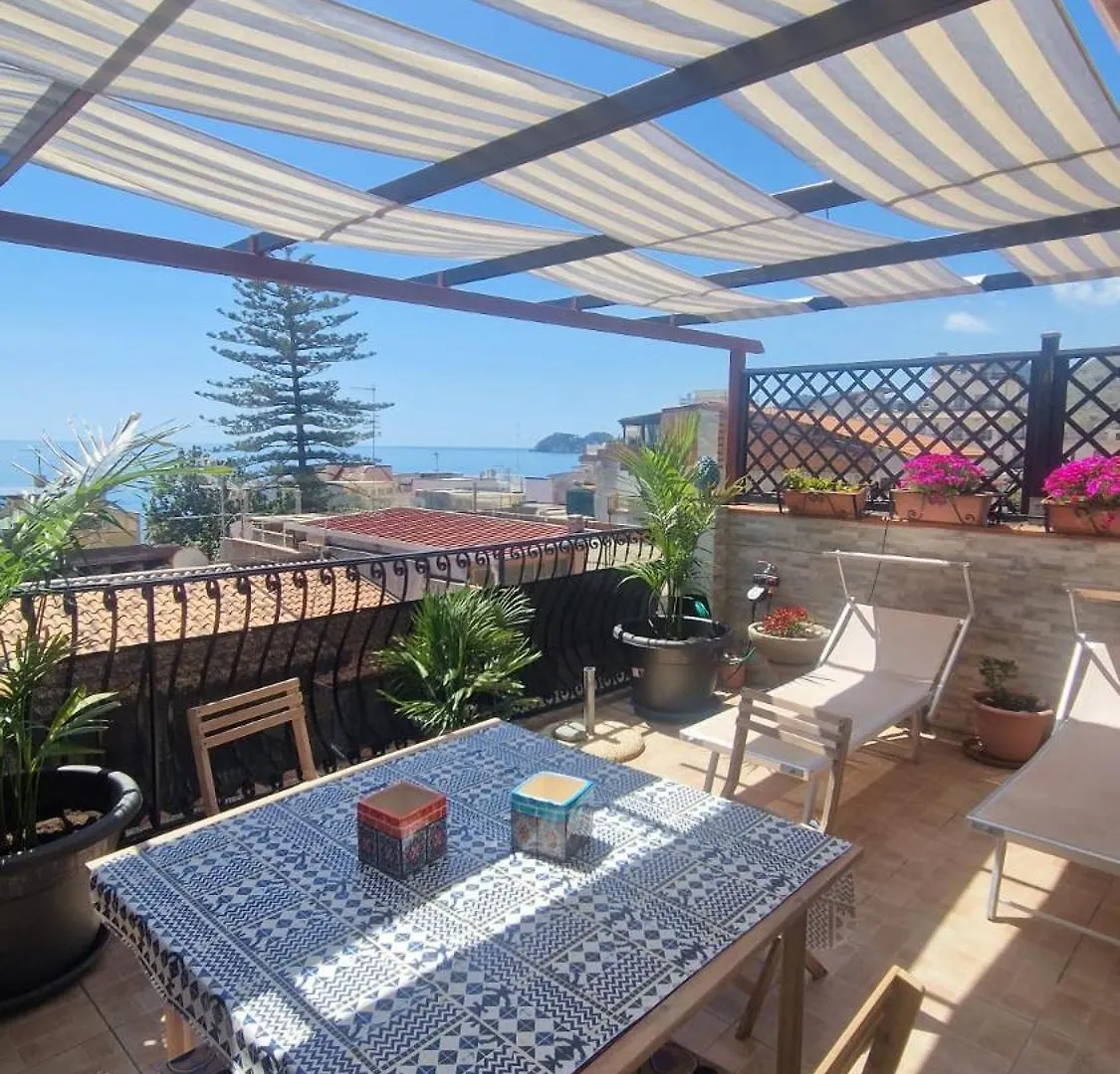 Terrazza Enjoy Apartment Letojanni
