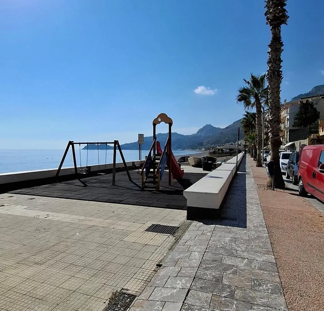 Terrazza Enjoy Apartment Letojanni